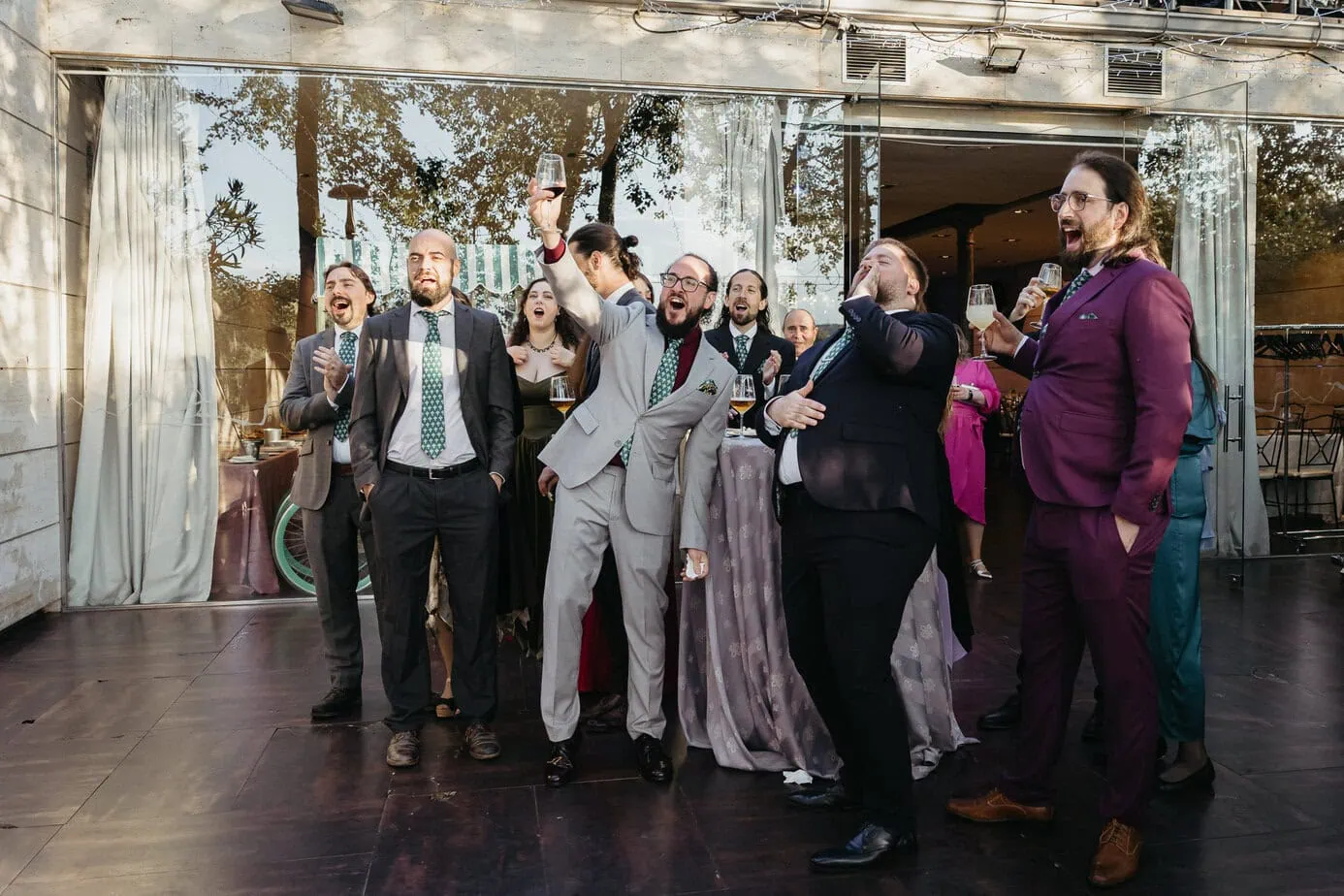 wedding cocktail hour complejo la ciguena venue ()