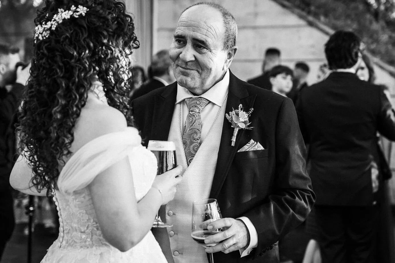 wedding cocktail hour complejo la ciguena venue ()