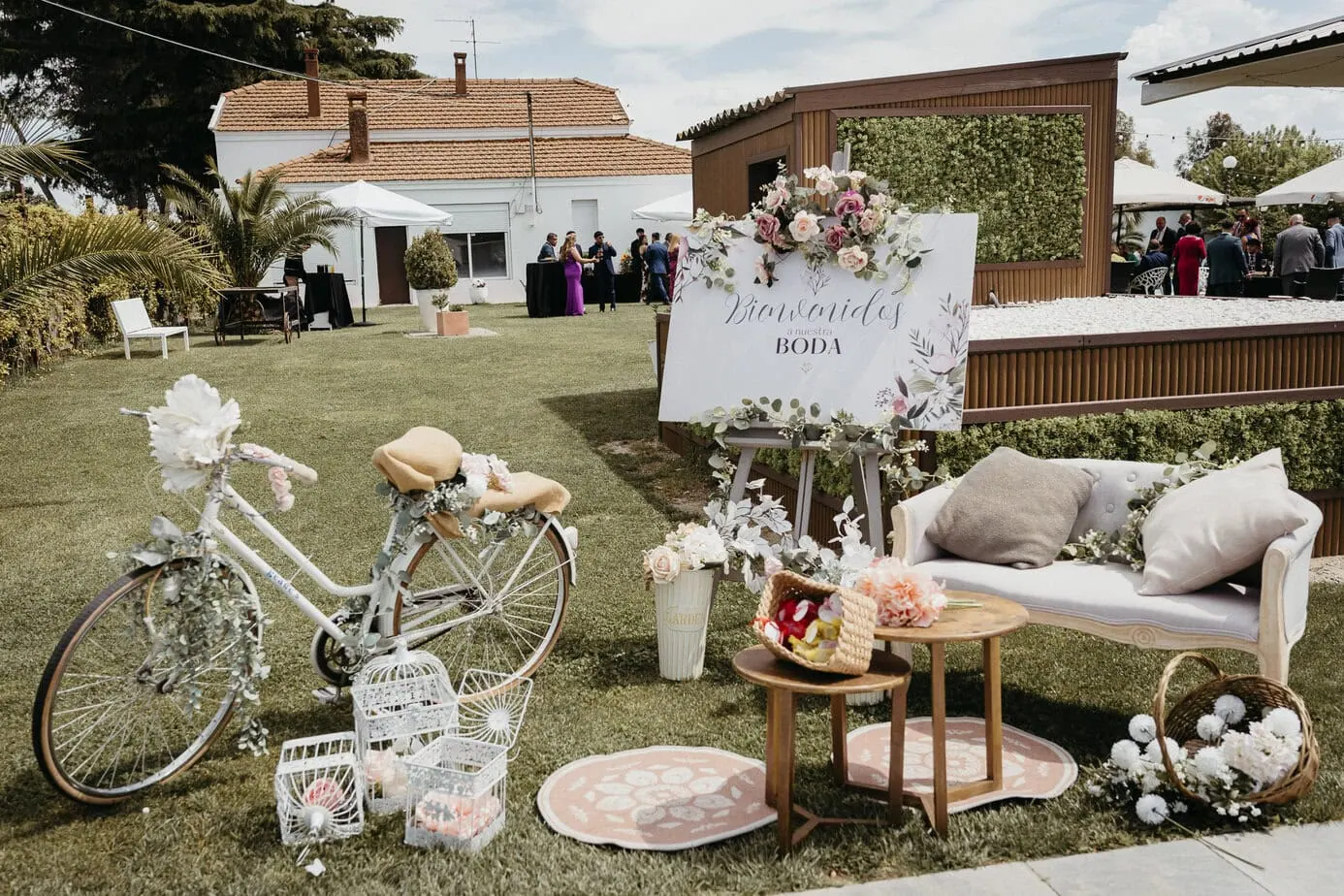wedding cocktail hour finca la plata venue ()