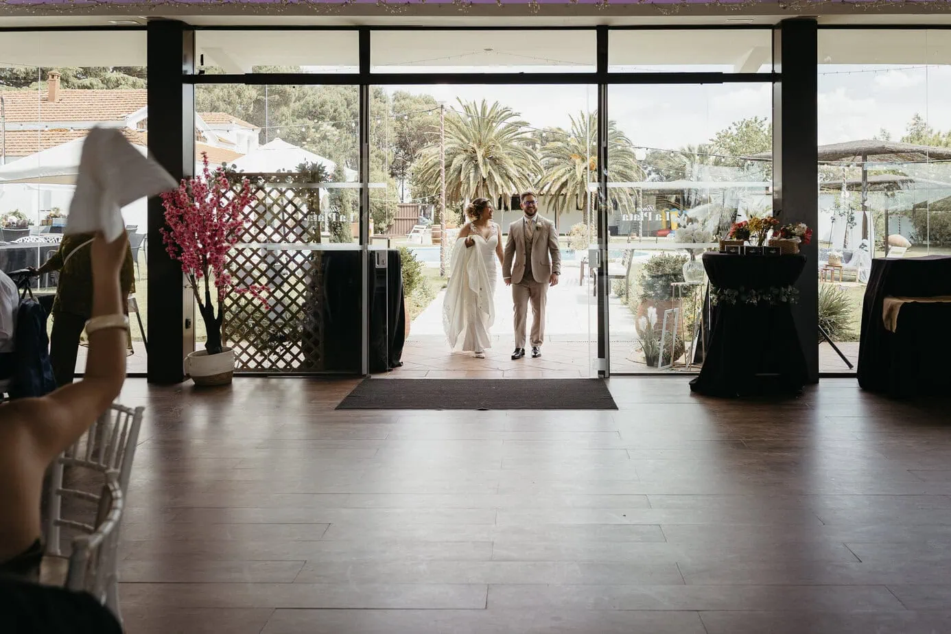 wedding cocktail hour finca la plata venue ()