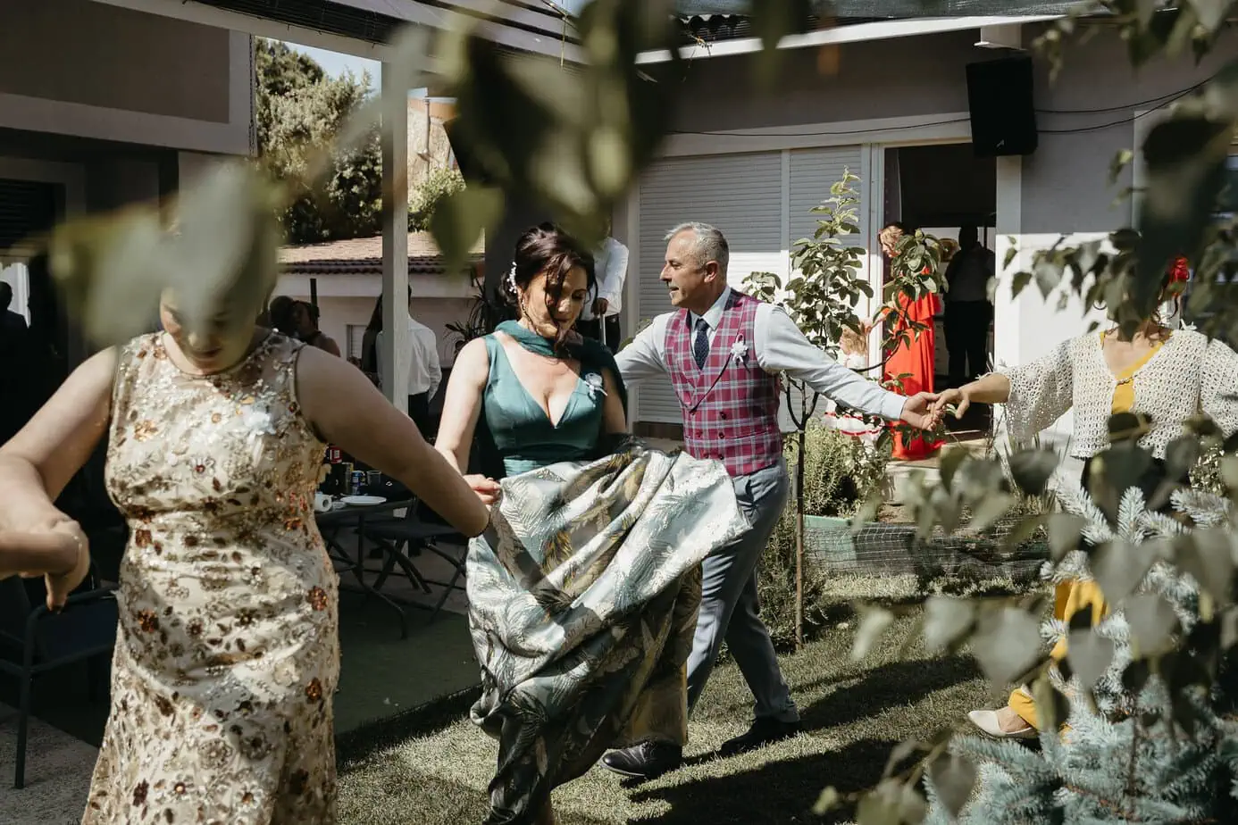 groom getting ready fotoarte c ()