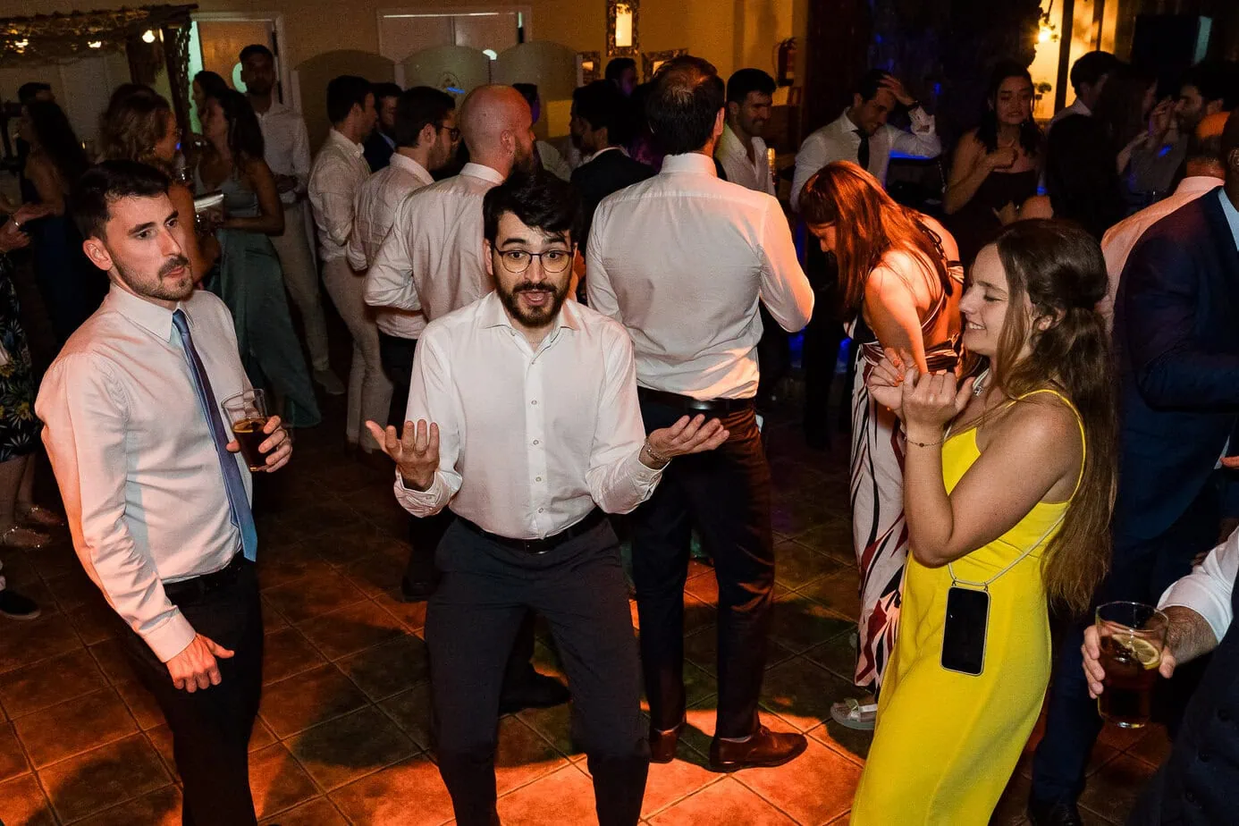 wedding party fun moments casas de lujan ()