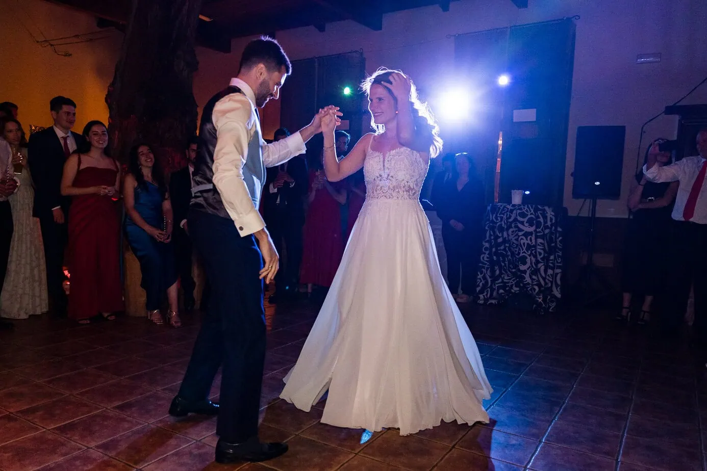 wedding party fun moments casas de lujan ()