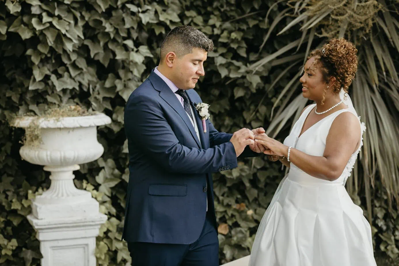 outdoor wedding ceremony spain fotoarte c la ribera ii inboda ()