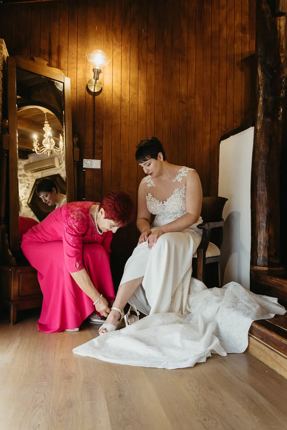 wedding bride preparations hospederia casas de lujan cuenca fotoarte c ()