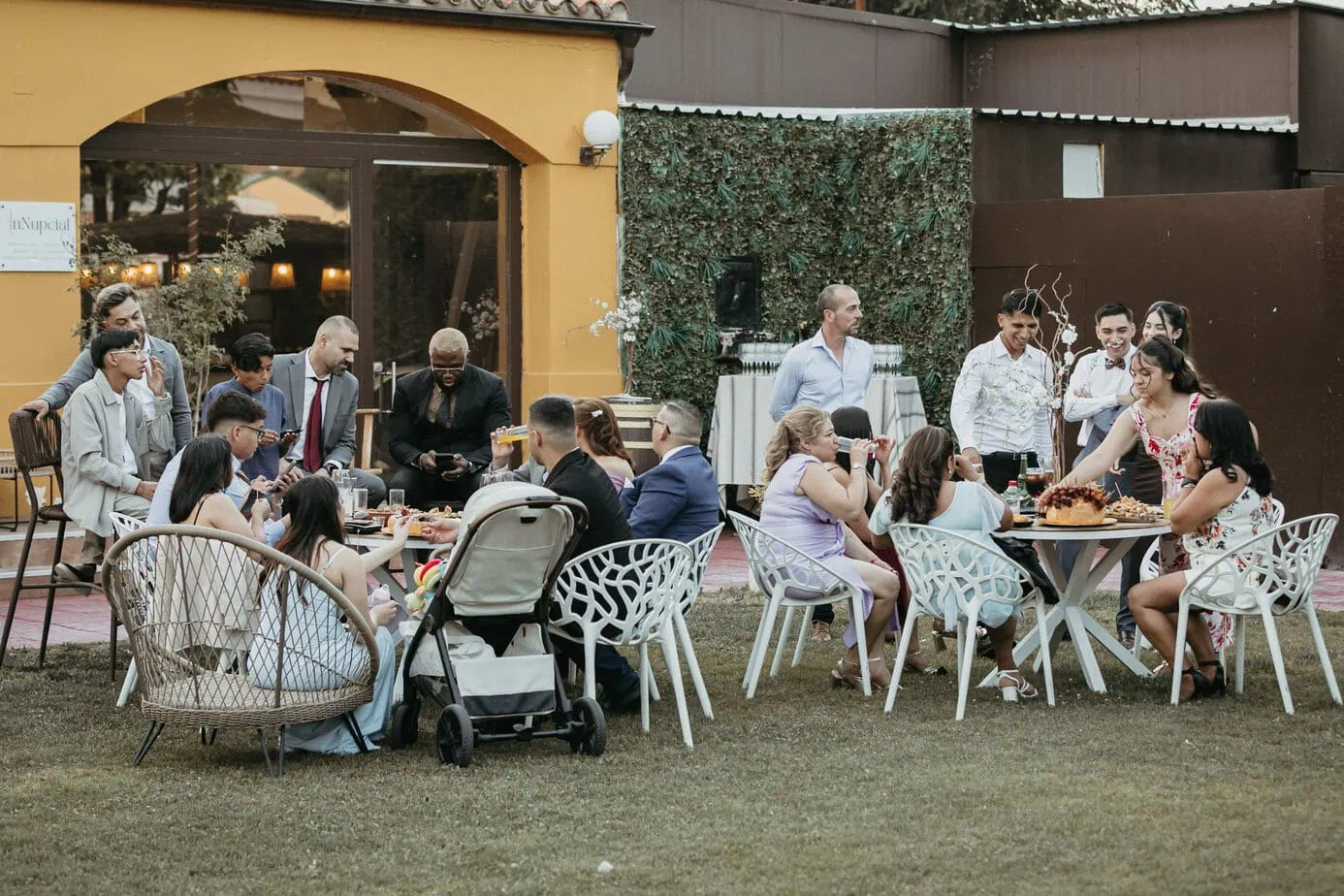 wedding cocktail hour complejo la ribera ii inbodas venue ()