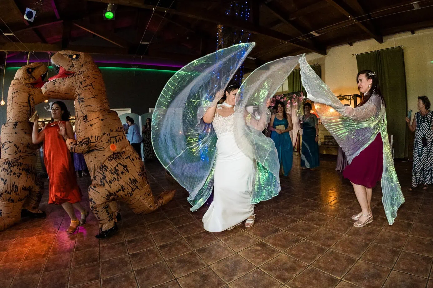 wedding party dance hospederia casas de lujan cuenca fotoarte c ()