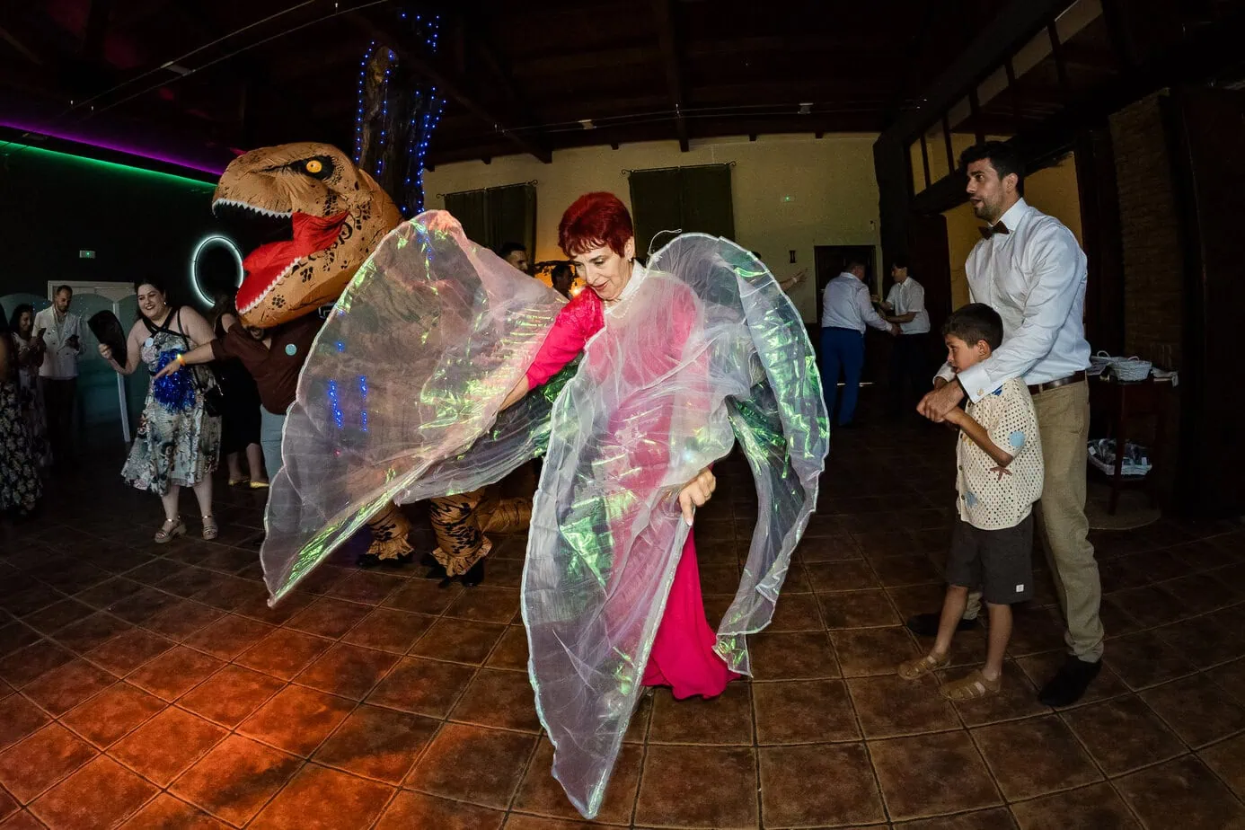wedding party dance hospederia casas de lujan cuenca fotoarte c ()