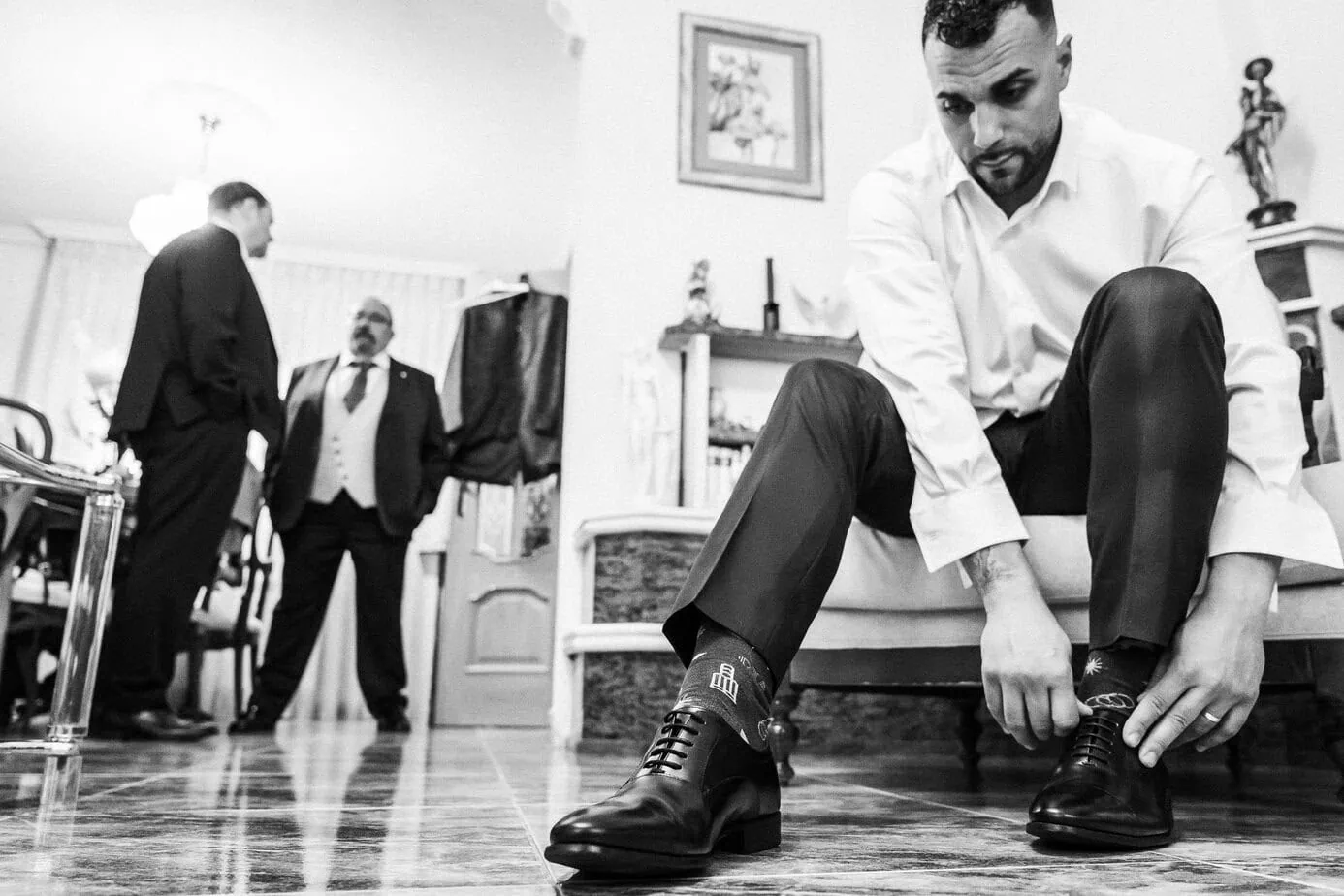 wedding groom home preparations finca gurugu I inbodas madrid fotoarte c ()